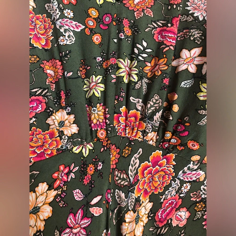 Loft Floral V-Neck Midi Dress in Deep Green - Picture 6 of 8